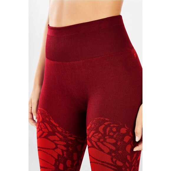 Fabletics High-Waisted Seamless Compression 7/8 Leggings Burgundy Butterfly Sz S - Picture 3 of 8